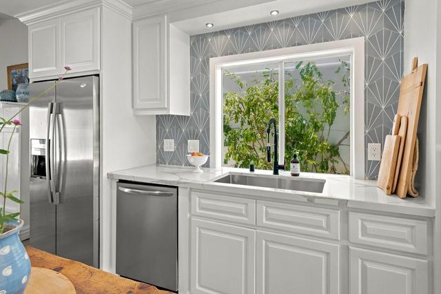 54404 Avenida Madero, La Quinta, CA 92253