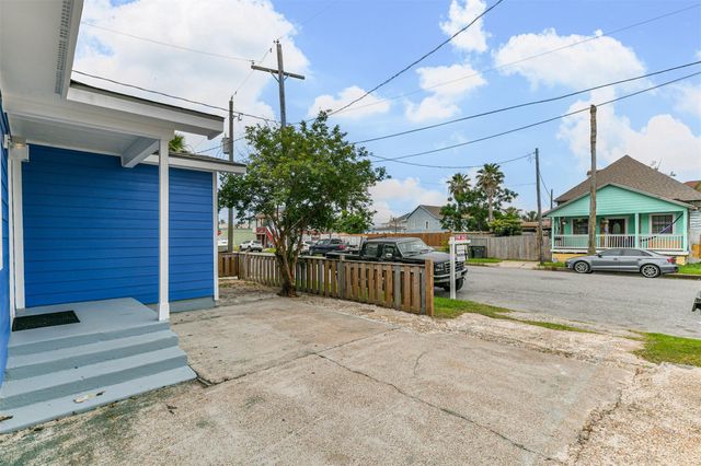 812 38th Street, Galveston, TX 77550