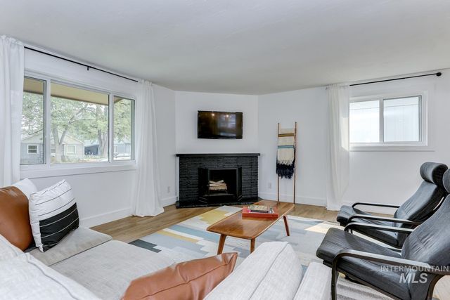 1709 S Abbs, Boise, ID 83705