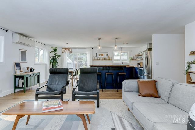 1709 S Abbs, Boise, ID 83705