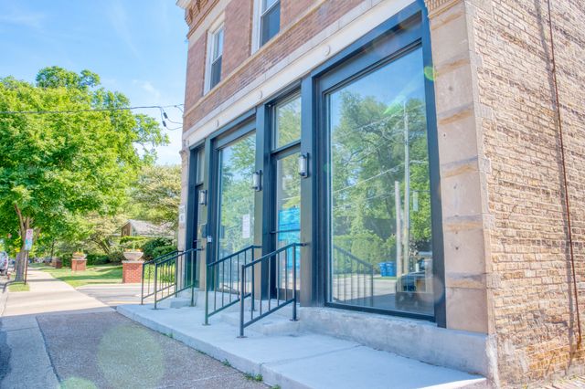 418 Ridge Road 1, Wilmette, IL 60091