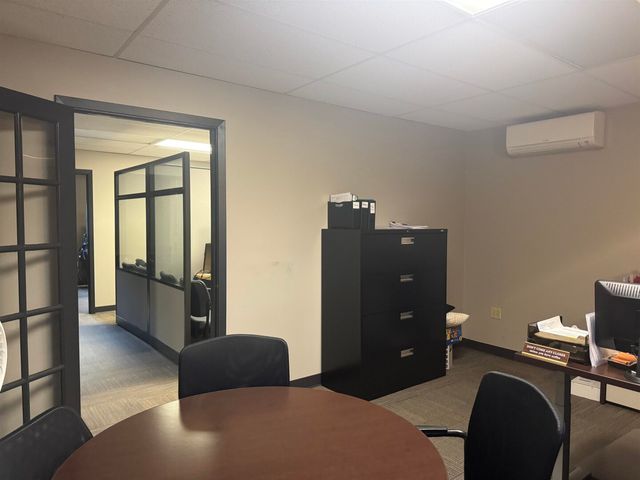 2300 5th Avenue, Rock Island, IL 61201