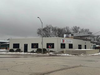 2300 5th Avenue, Rock Island, IL 61201