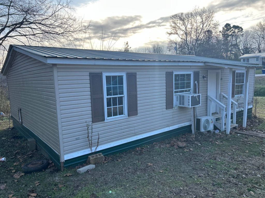 480 7th Street, Mammoth Spring, AR 72554