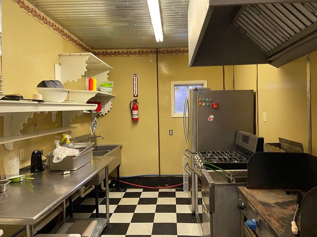 9 Oak St, Ravenden Springs, AR 72460