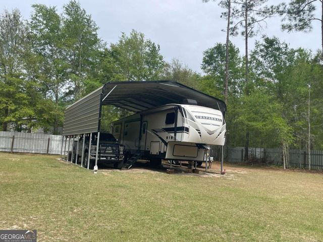 5041 Highway 169, Glennville, GA 30427