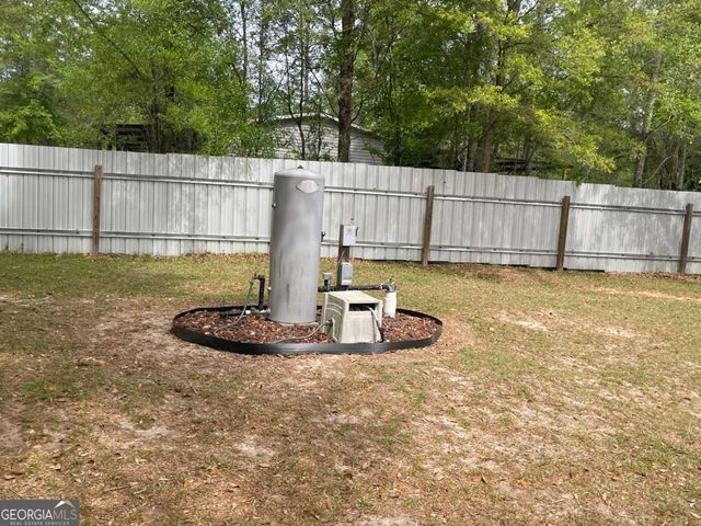 5041 Highway 169, Glennville, GA 30427