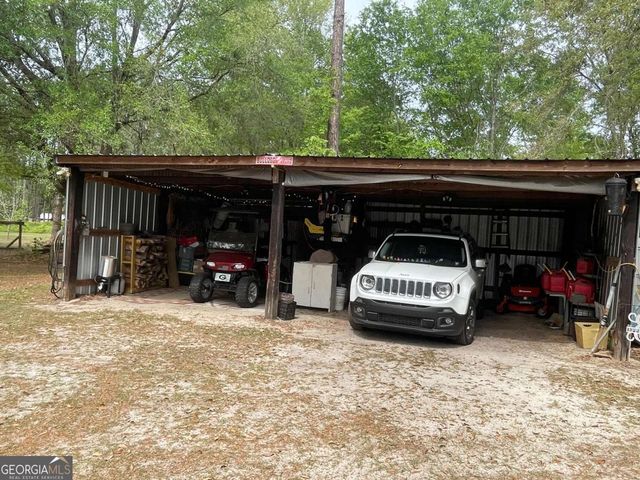 5041 Highway 169, Glennville, GA 30427