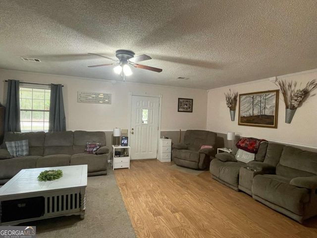 5041 Highway 169, Glennville, GA 30427
