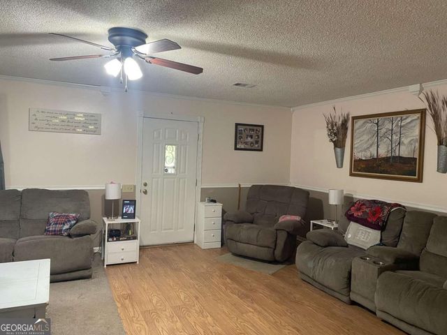 5041 Highway 169, Glennville, GA 30427