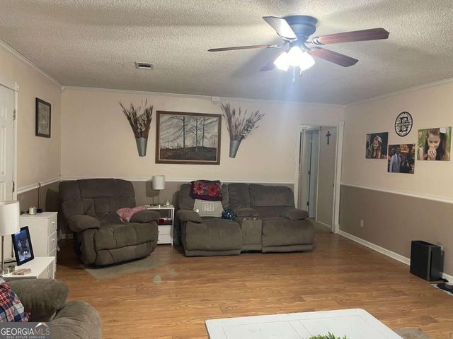 5041 Highway 169, Glennville, GA 30427