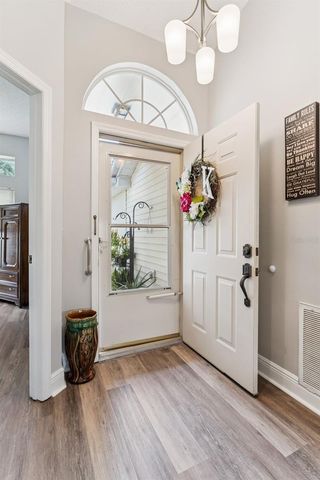 2404 NANTUCKET GLEN PLACE 2404, Sun City Center, FL 33573