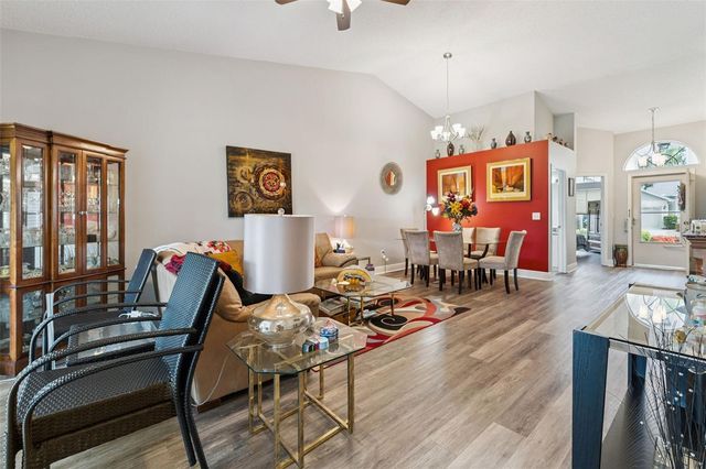 2404 NANTUCKET GLEN PLACE 2404, Sun City Center, FL 33573