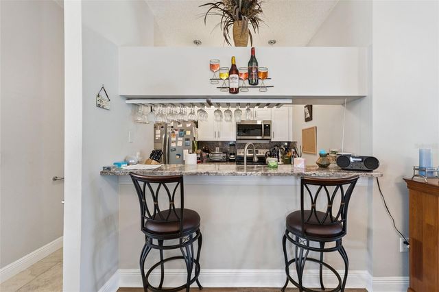 2404 NANTUCKET GLEN PLACE 2404, Sun City Center, FL 33573