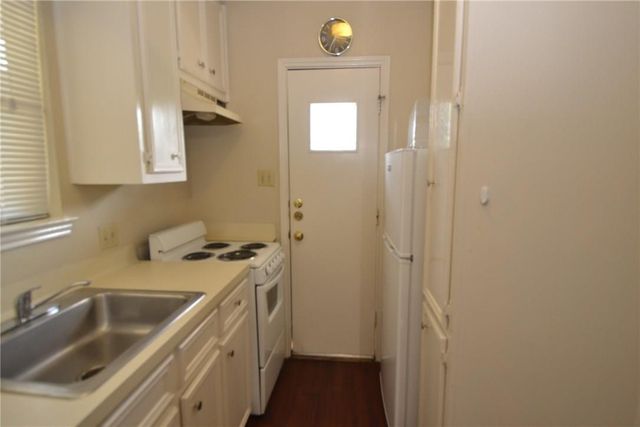 4401 Speedway 305, Austin, TX 78751