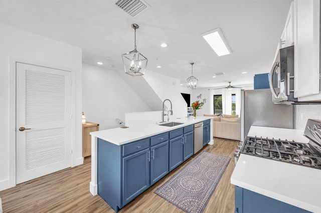 1110 Lucerne Avenue C, Lake Worth, FL 33460