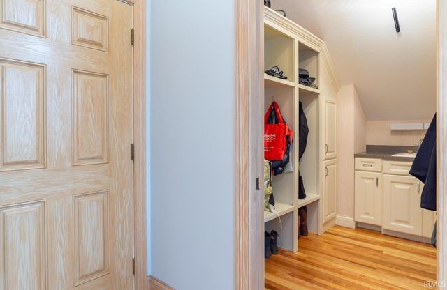 4400 S Inverness Crest, Bloomington, IN 47401