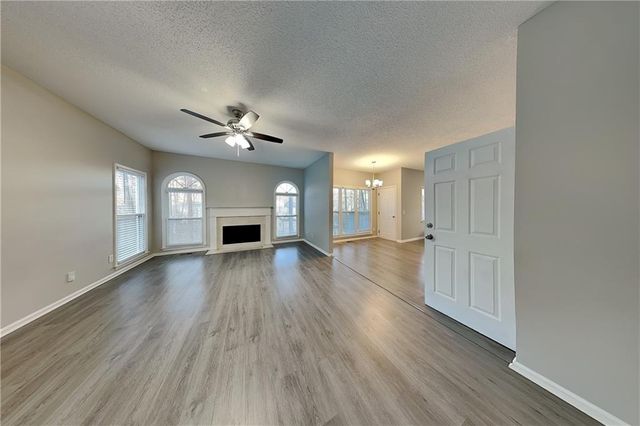 1717 Victoria NW Way, Kennesaw, GA 30152