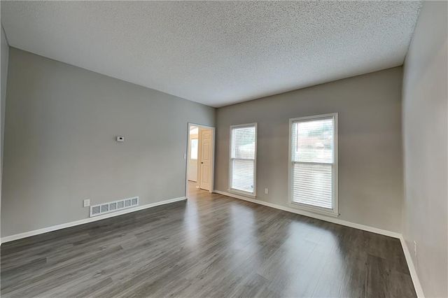 1717 Victoria NW Way, Kennesaw, GA 30152