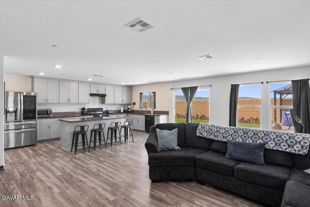 44539 Freer Way, Lancaster, CA 93536