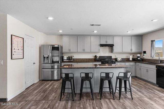 44539 Freer Way, Lancaster, CA 93536