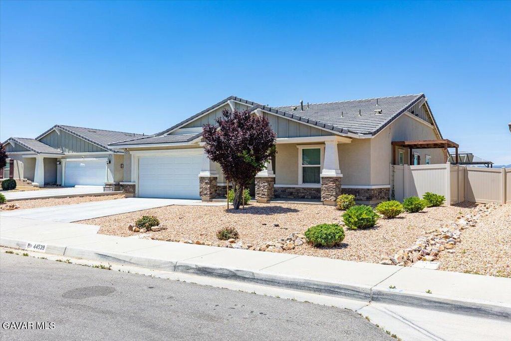 44539 Freer Way, Lancaster, CA 93536