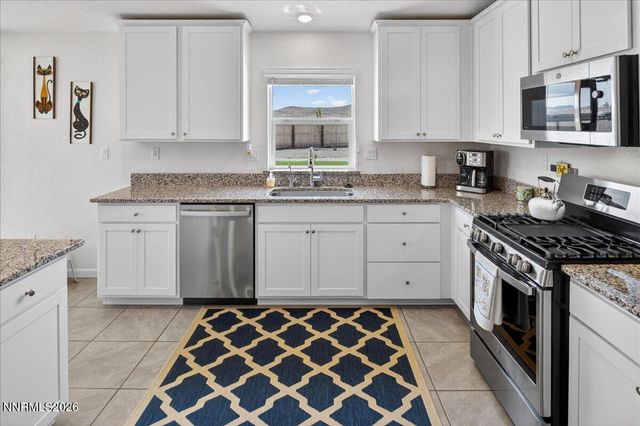 578 Pine Creek Circle, Dayton, NV 89403