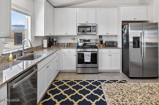 578 Pine Creek Circle, Dayton, NV 89403