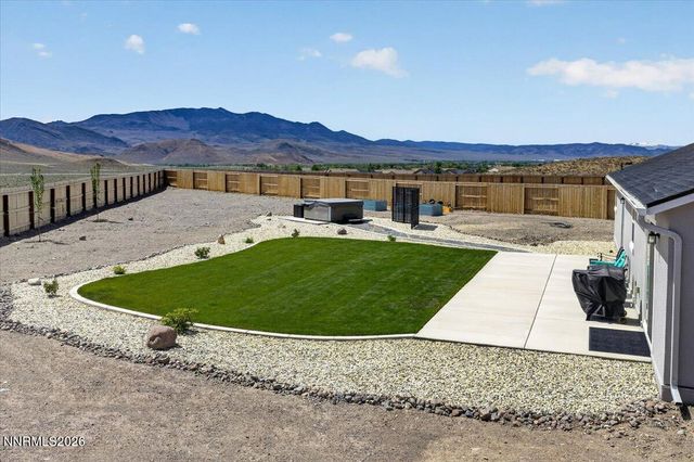 578 Pine Creek Circle, Dayton, NV 89403