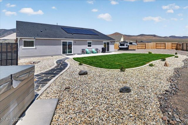 578 Pine Creek Circle, Dayton, NV 89403