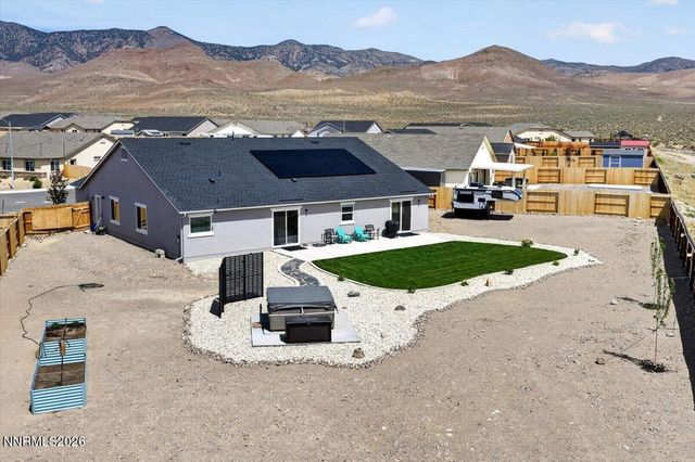 578 Pine Creek Circle, Dayton, NV 89403