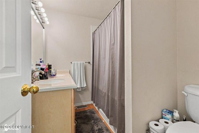9990 E Puffin Drive, Palmer, AK 99645