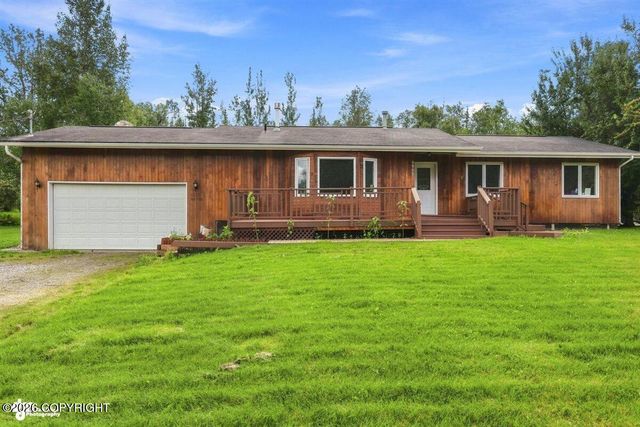 9990 E Puffin Drive, Palmer, AK 99645