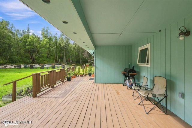 9990 E Puffin Drive, Palmer, AK 99645