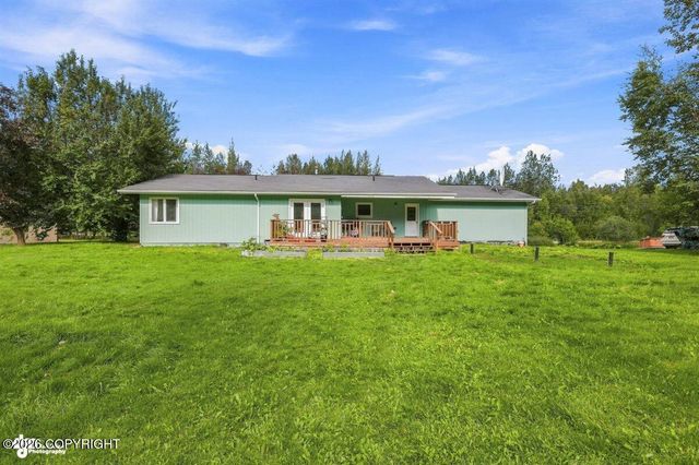 9990 E Puffin Drive, Palmer, AK 99645