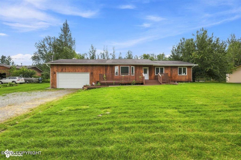 9990 E Puffin Drive, Palmer, AK 99645