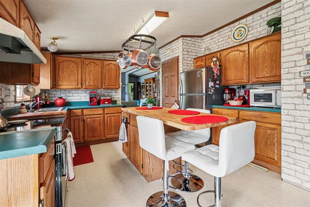 600 Peach Lane, Fremont, MI 49412
