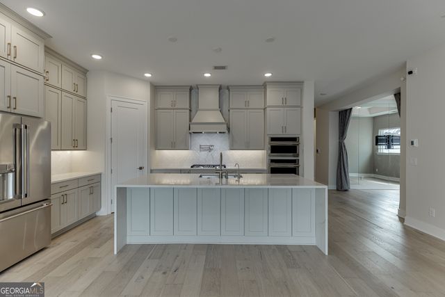 7032 Cottage Grove Drive, Flowery Branch, GA 30542