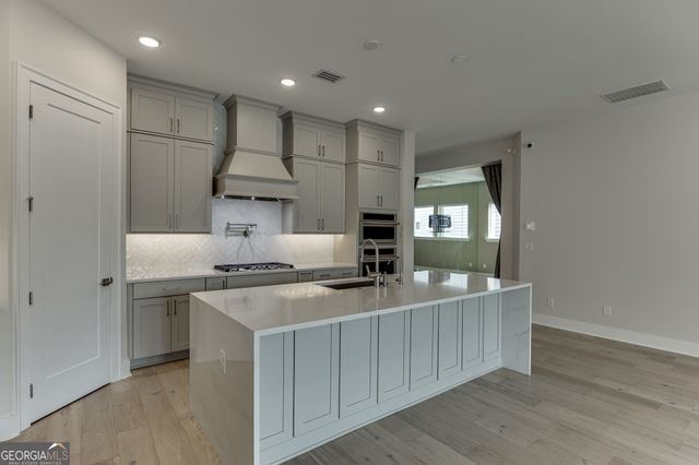 7032 Cottage Grove Drive, Flowery Branch, GA 30542