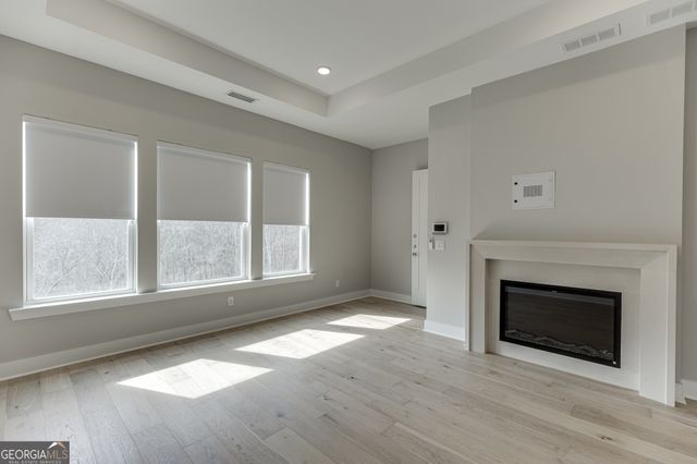 7032 Cottage Grove Drive, Flowery Branch, GA 30542