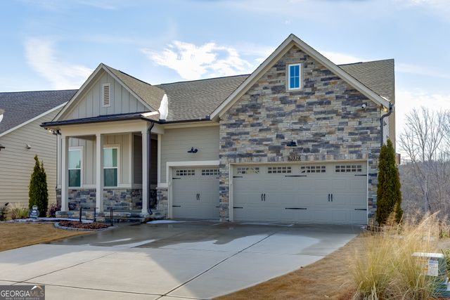 7032 Cottage Grove Drive, Flowery Branch, GA 30542