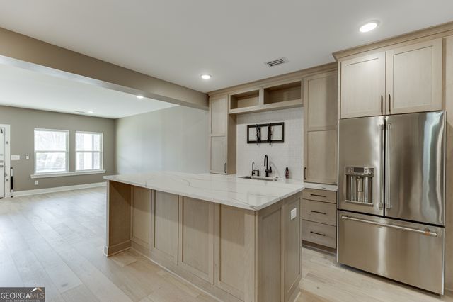 7032 Cottage Grove Drive, Flowery Branch, GA 30542