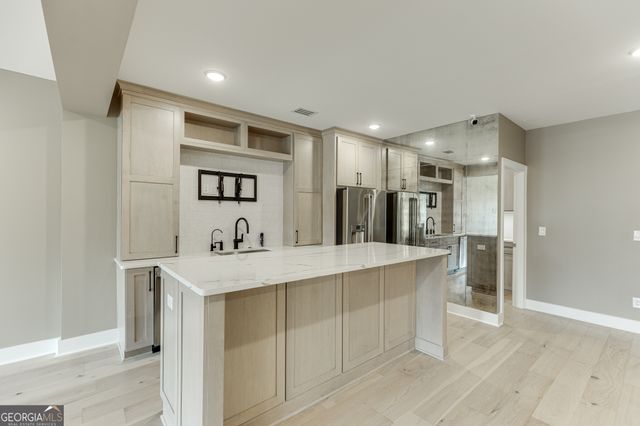 7032 Cottage Grove Drive, Flowery Branch, GA 30542