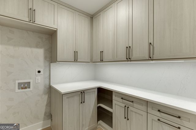 7032 Cottage Grove Drive, Flowery Branch, GA 30542