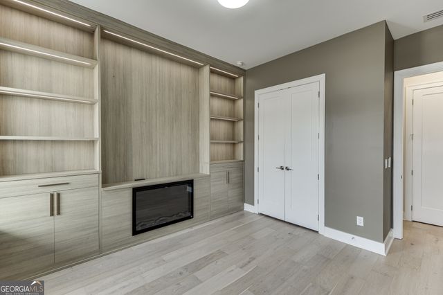 7032 Cottage Grove Drive, Flowery Branch, GA 30542