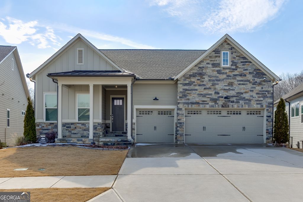 7032 Cottage Grove Drive, Flowery Branch, GA 30542