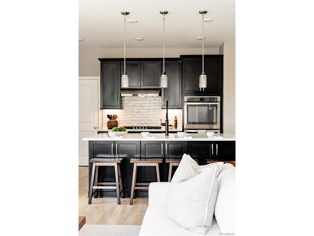 5706 Boston Ct, Denver, CO 80238