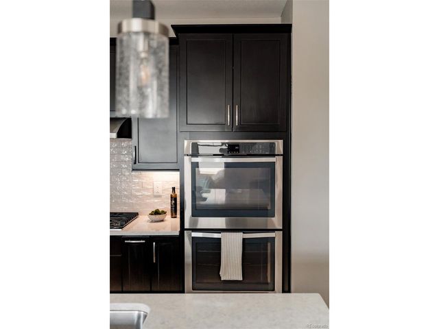 5706 Boston Ct, Denver, CO 80238