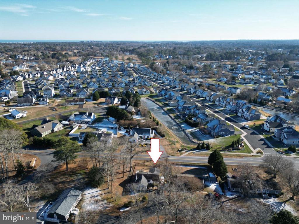 83 DOROTHY CIR, Ocean View, DE 19970