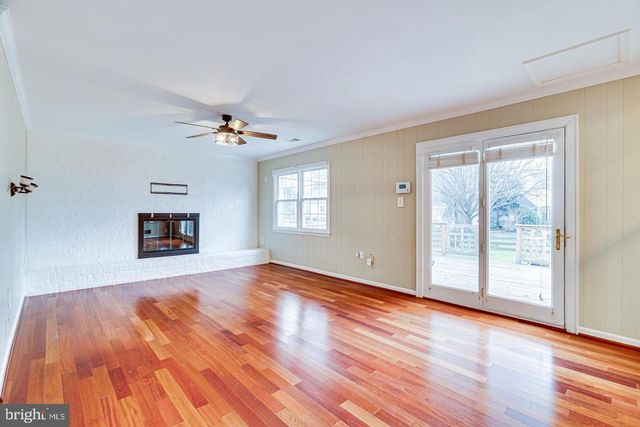 3022 DOWER HOUSE DR, Herndon, VA 20171